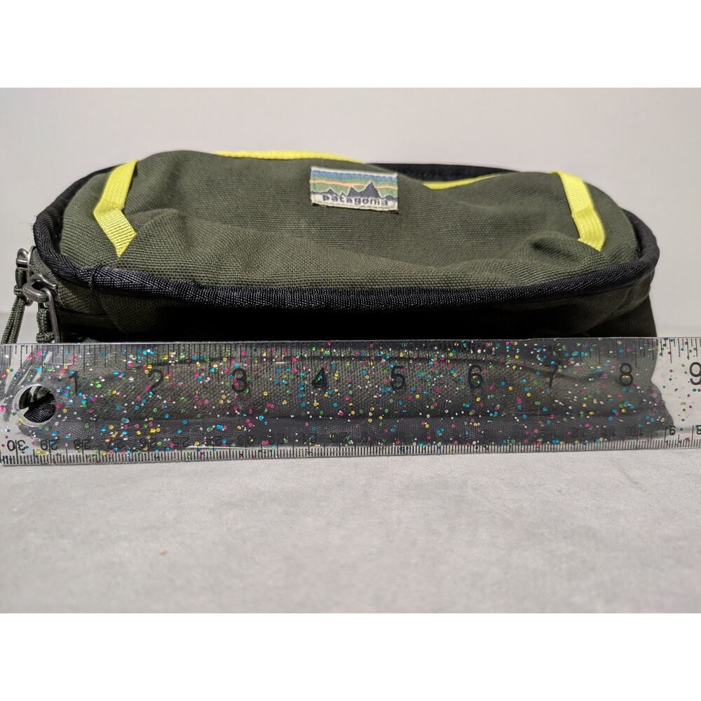 Patagonia Fieldsmith Hip Pack 5L Pine Needle Green Olive Waist Bag Crossbody - Picture 10 of 13
